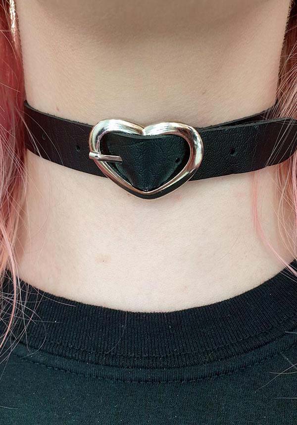 Black heart deals choker