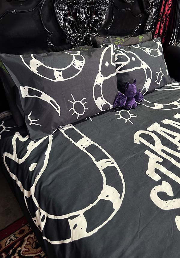 Beetlejuice: Strange and Unusual [King] | DOUBLE SIDED QUILT SET [PREORDER]