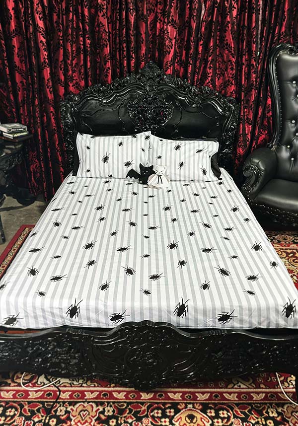 Beetlejuice: Ghost With The Most [King] | DOUBLE SIDED QUILT SET [PREORDER]