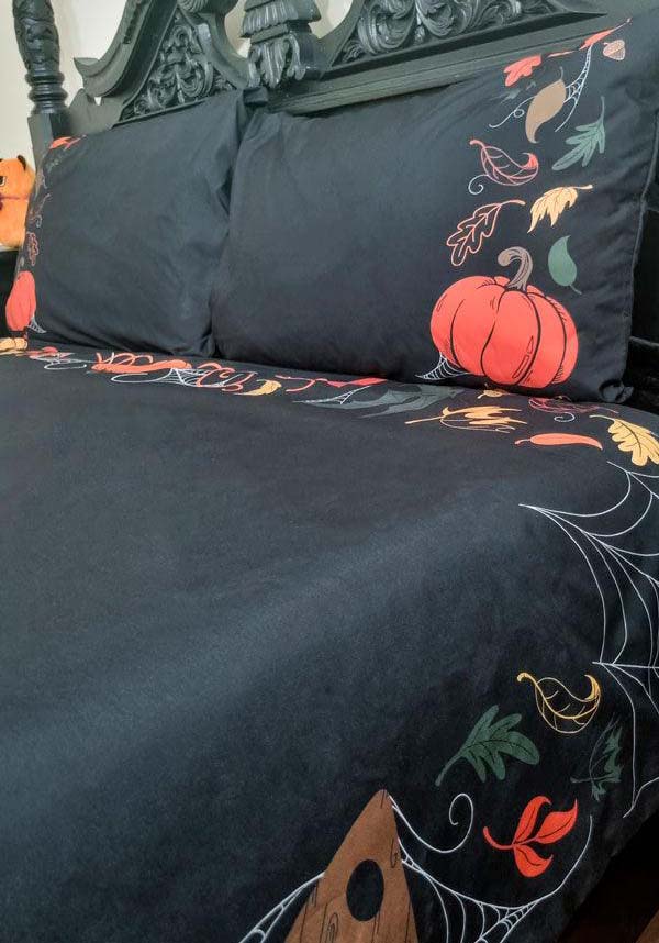 Haunted Hallows | KING QUILT SET