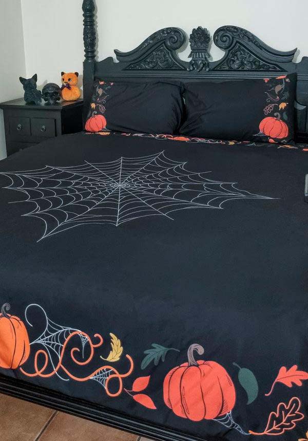 Haunted Hallows | KING QUILT SET