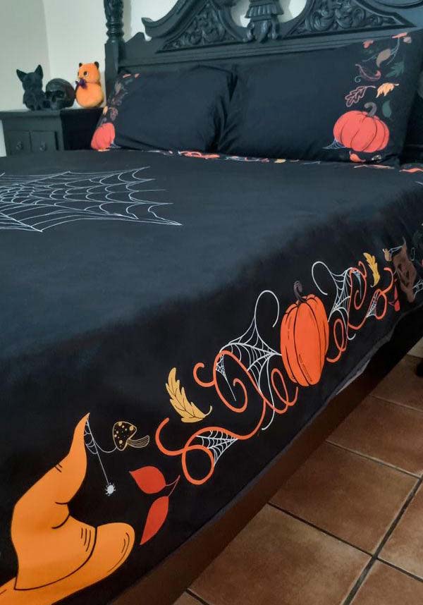 Haunted Hallows | KING QUILT SET