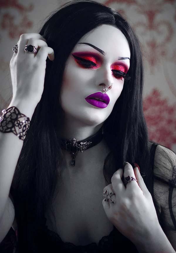 lunatik cosmetics labs, new palette Vampira, gothic makeup, goth